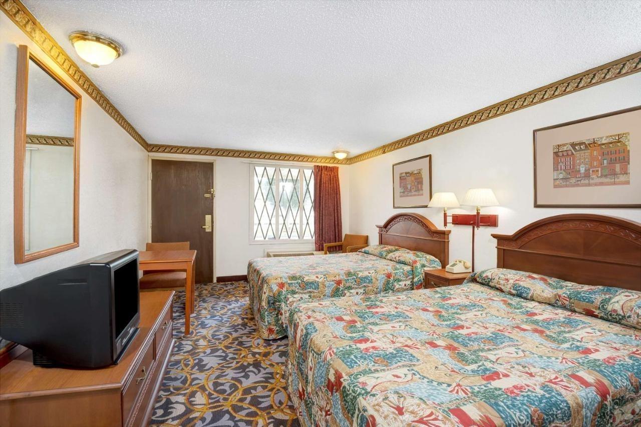 Express Inn Индианаполис Екстериор снимка