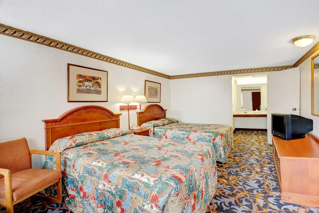 Express Inn Индианаполис Екстериор снимка