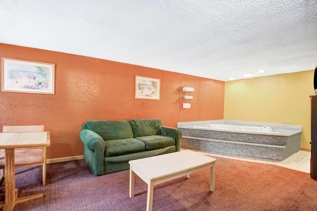 Express Inn Индианаполис Екстериор снимка